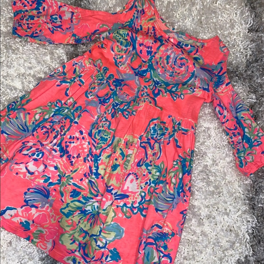 Lilly pulitzer girls M 6-7  dress cut out sleeves